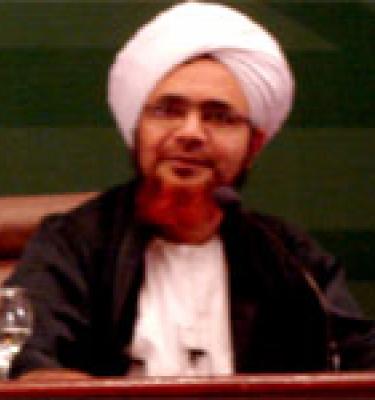 الاستضاءة بنور السراج المنير