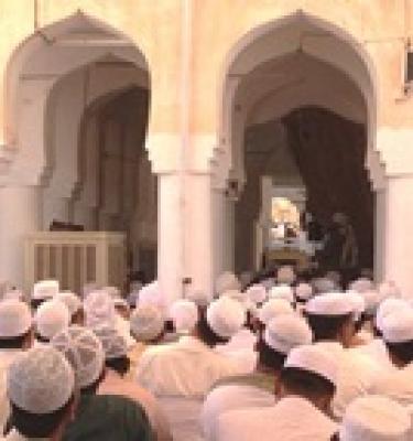 الانتهاج بمسلك أهل التقوى والصلاح