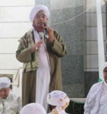 قائمة ( فاتبعوني ) وتاج ( يحببكم الله )
