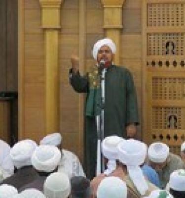 القيادة النبوية.. مكانتها وأخطار مخالفتها