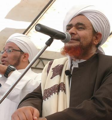 أثر الاجتماعات في الدنيا وأخبار يوم الجمع