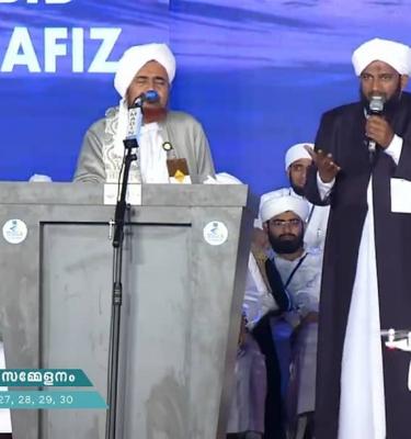 أهمية الذكر والعلم والتعاون في حياة المسلمين