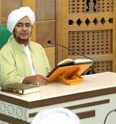 شرح الموطأ - 183 - كتاب الحج، إهلال أهل مكة ومَن بها مِن غيرهم، من قول عمر رضي الله عنه: (يا أهل مكة: ما شأن الناس يأتون شُعثاً وأنتم مُدَّهِنون؟..)