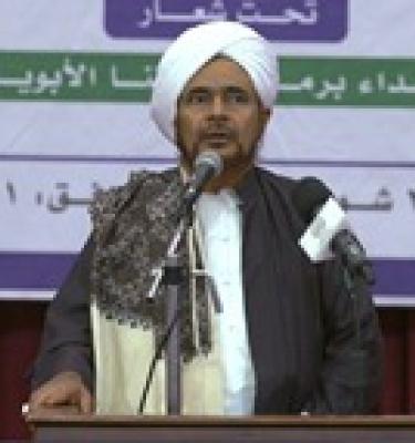 كلمة الحبيب عمر بن حفيظ في افتتاح الحلقة العلمية في ذكرى وفاة أخيه الحبيب علي المشهور