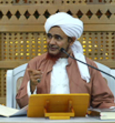 شرح الحِكَم العطائيَّة لباراس - 66 - من قوله: ( لِيُخَفِّفَنْ أَلَمَ الْبَلاءِ عَنْكَ عِلْمُكَ بِأَنَّهُ سُبْحَانَهُ هُوَ الْمُبْتَلِي لَكَ  )